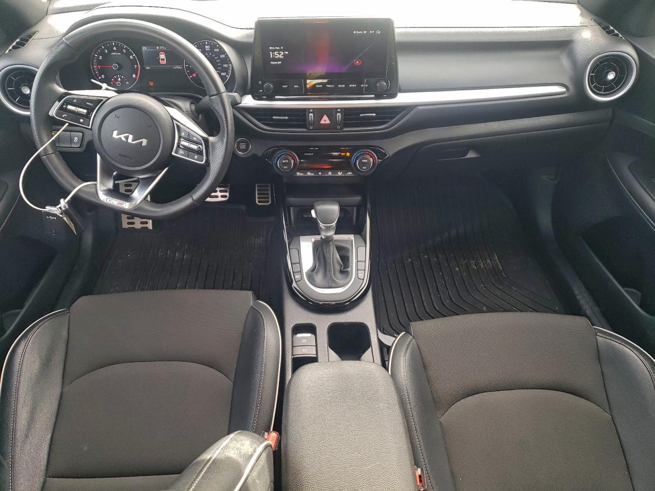 2024 KIA FORTE