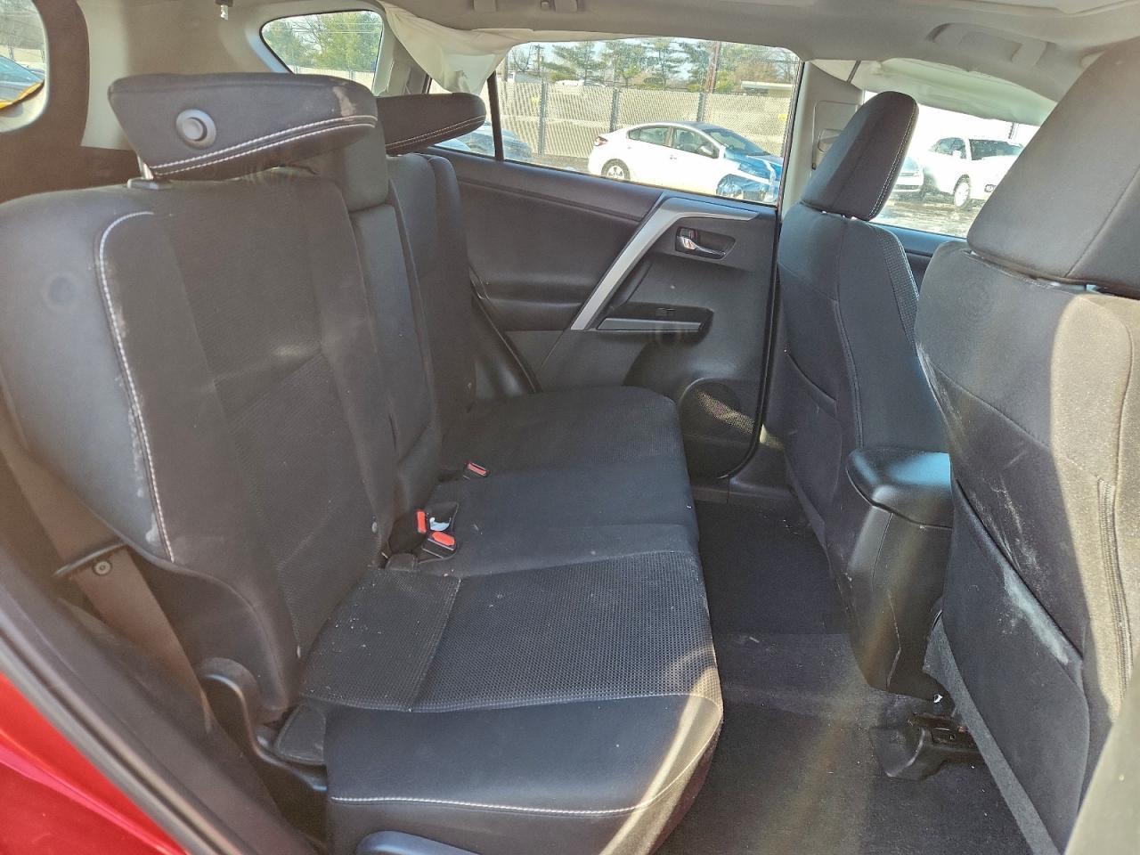 2016 TOYOTA RAV4