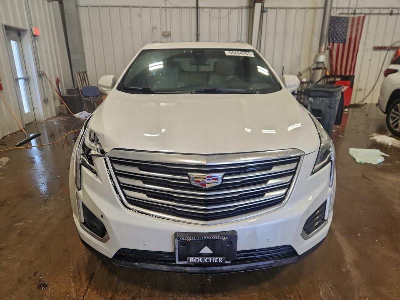 2017 CADILLAC XT5
