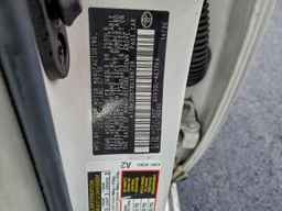 2011 TOYOTA Avalon
