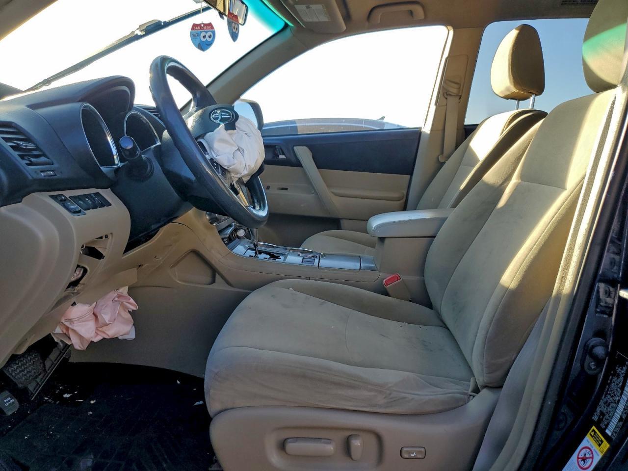 2013 TOYOTA HIGHLANDER