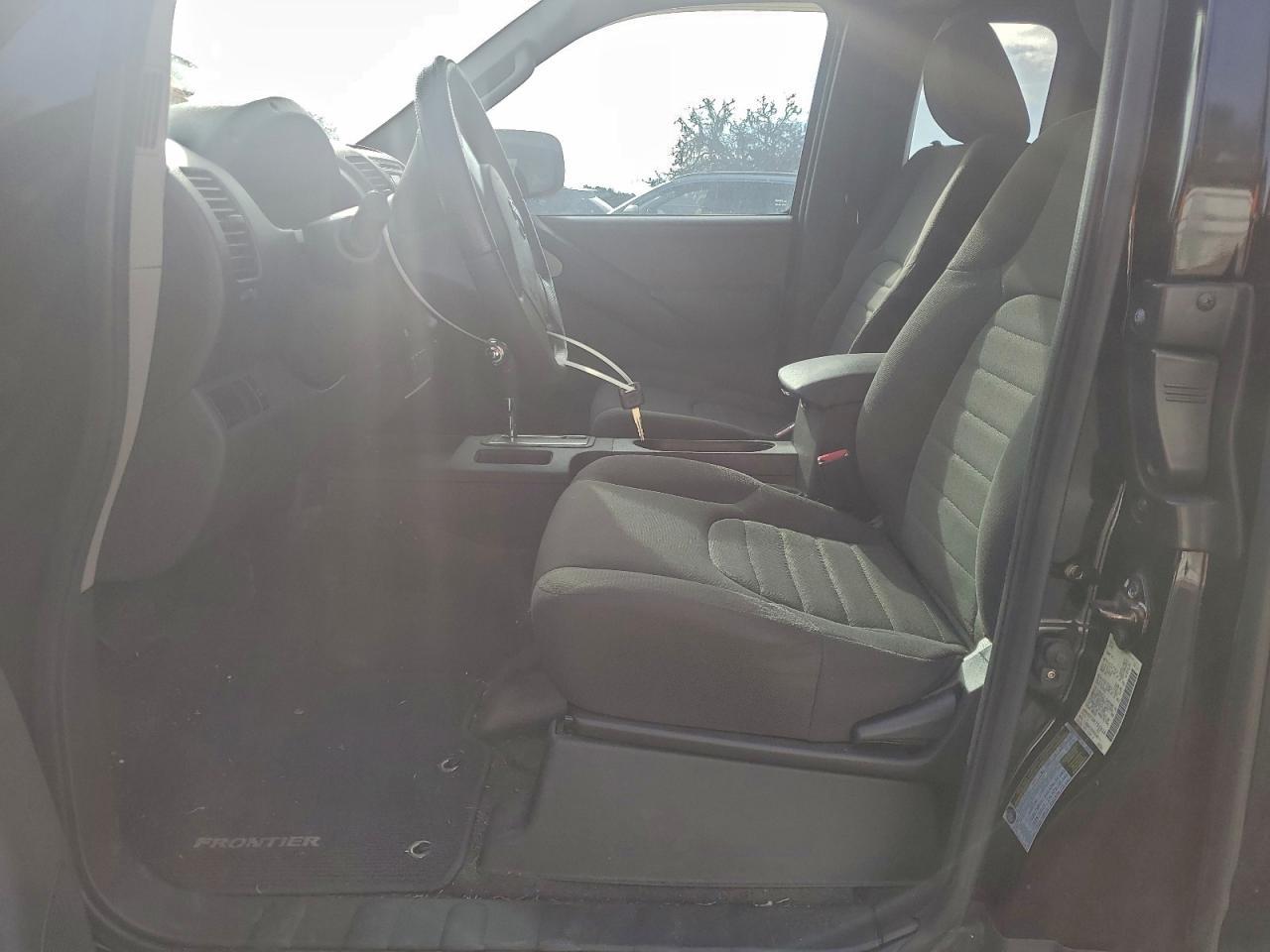 2013 NISSAN Frontier