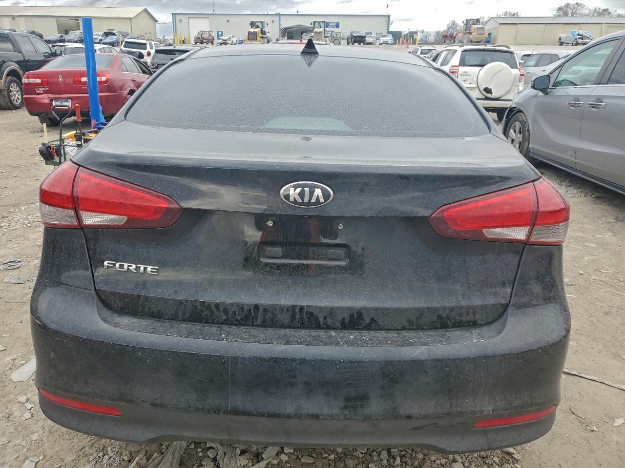 2018 KIA FORTE