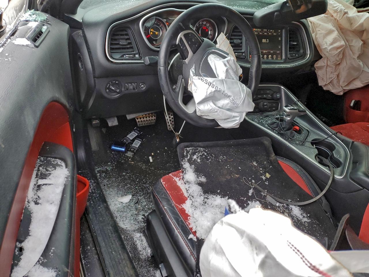 2015 DODGE Challenger