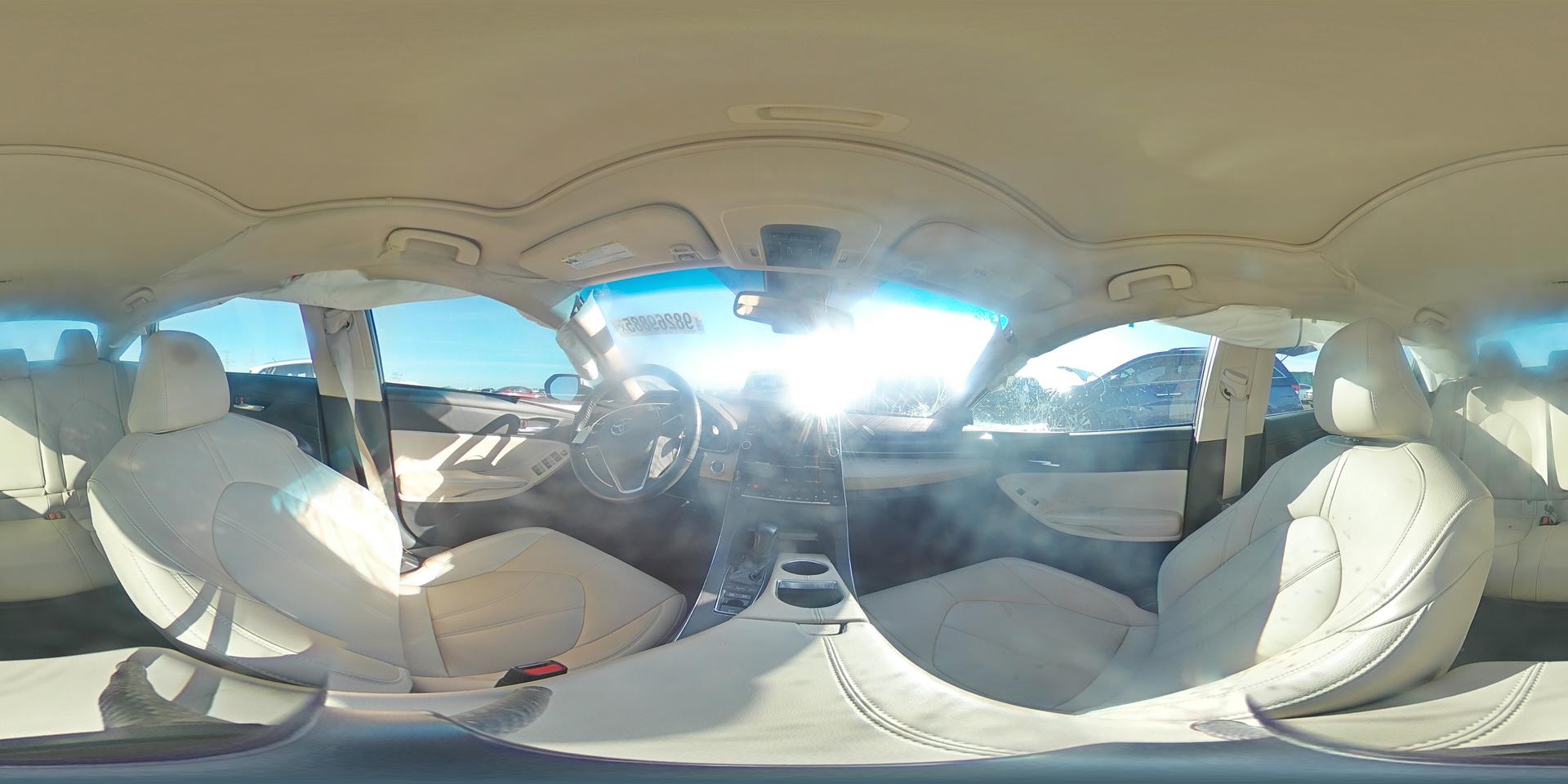 2022 TOYOTA Avalon