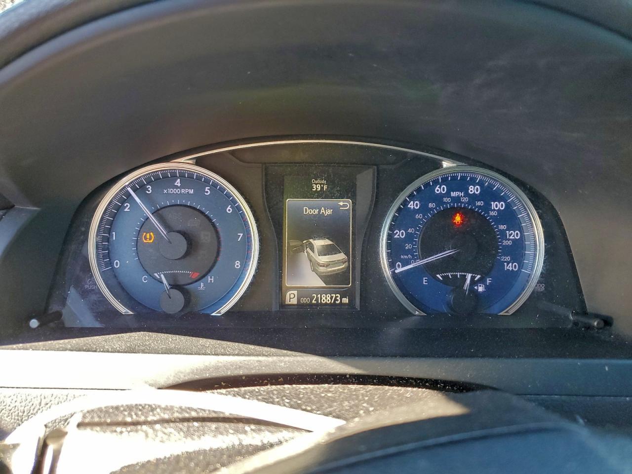 2016 TOYOTA CAMRY