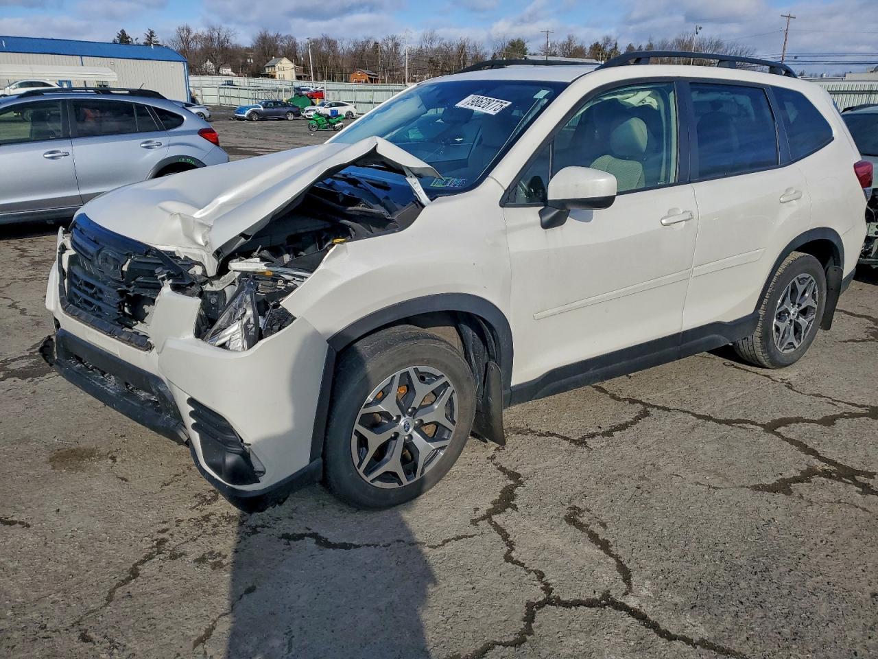 2023 SUBARU FORESTER