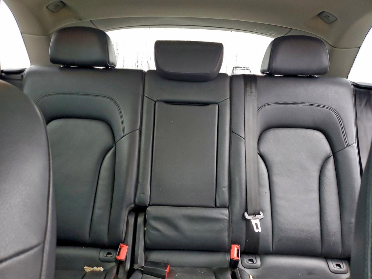 2012 AUDI Q5