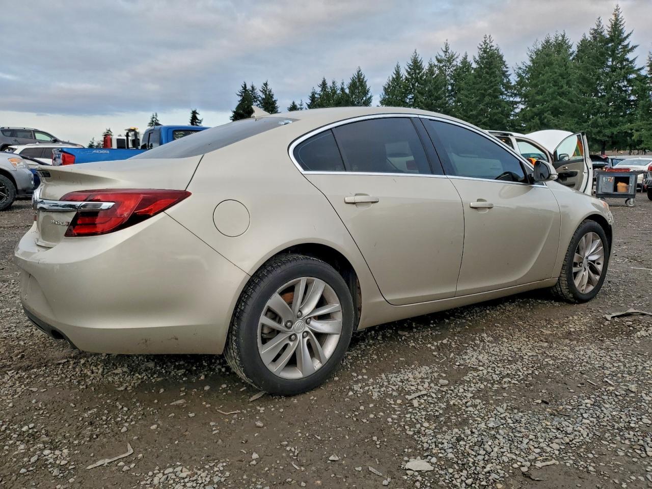 2014 BUICK Regal