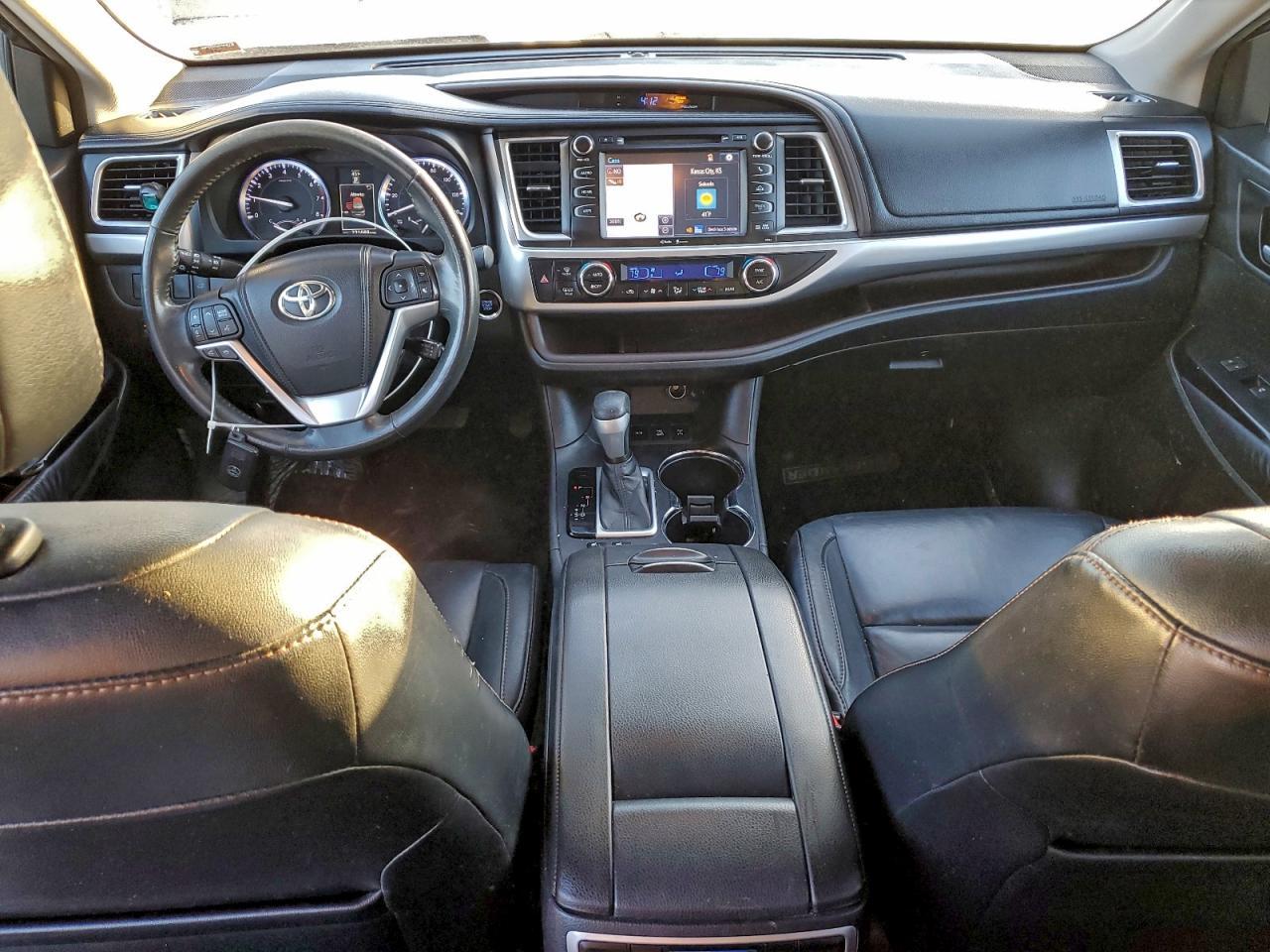 2015 TOYOTA HIGHLANDER