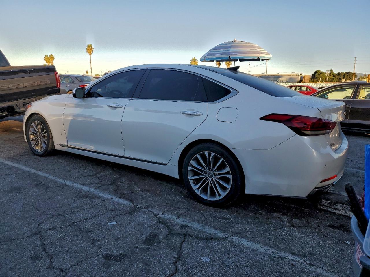2015 HYUNDAI GENESIS
