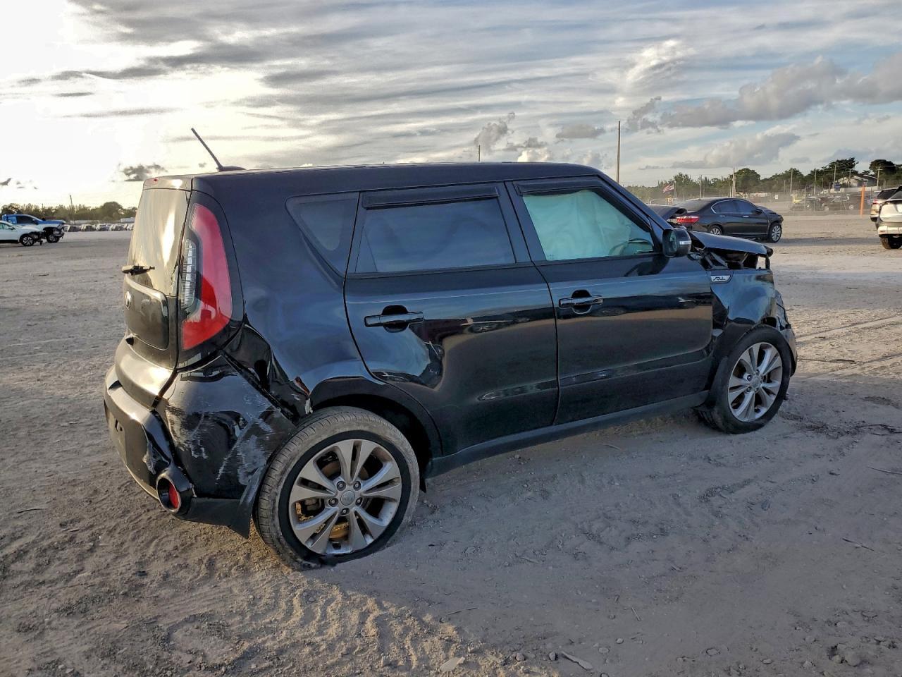 2016 KIA SOUL