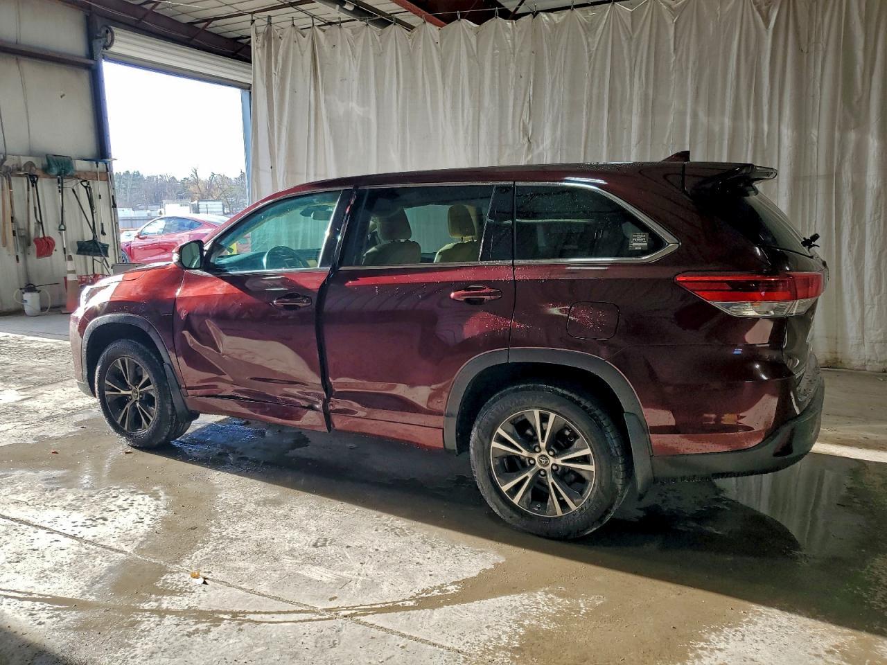 2018 TOYOTA HIGHLANDER