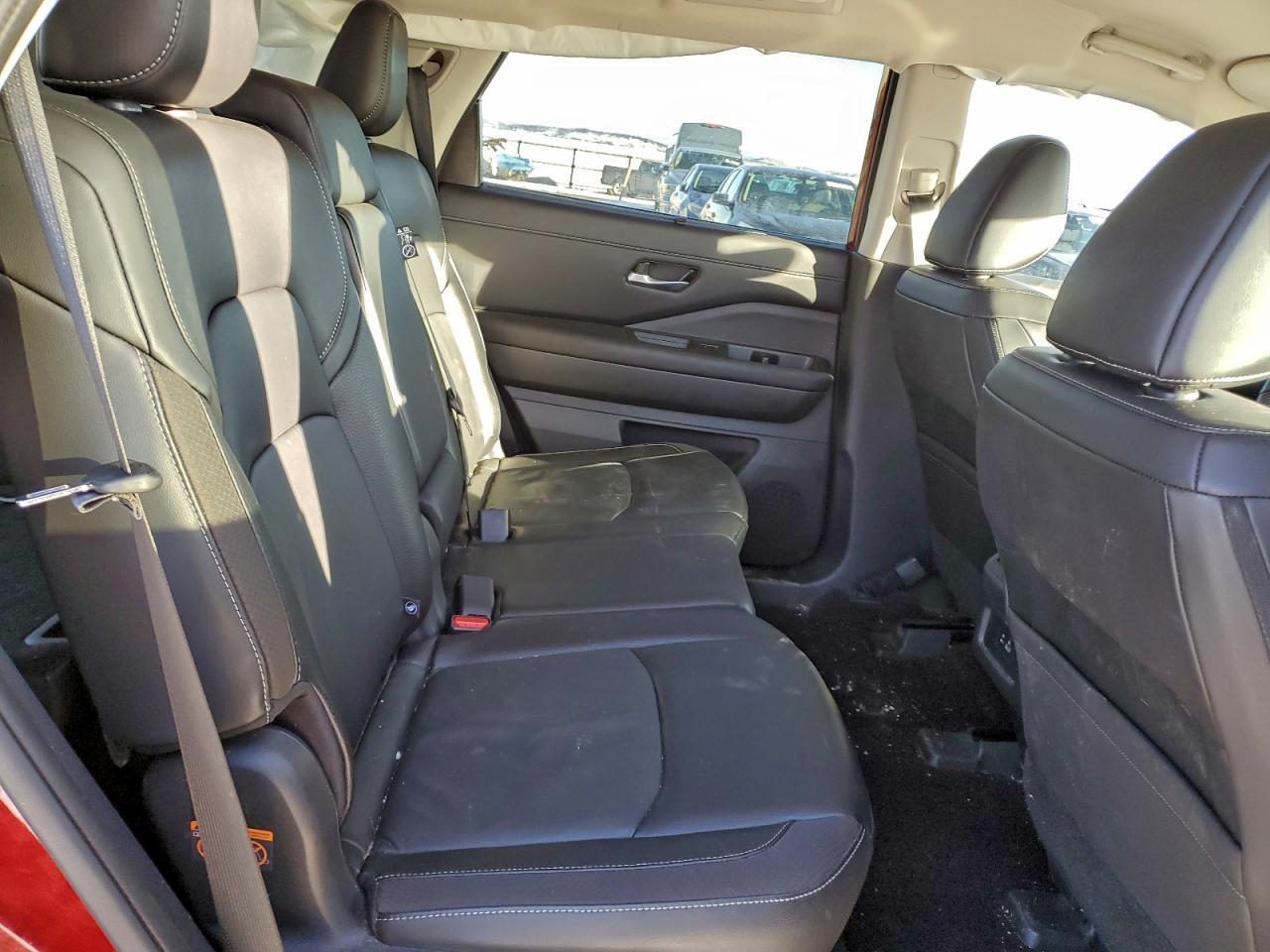 2024 NISSAN PATHFINDER