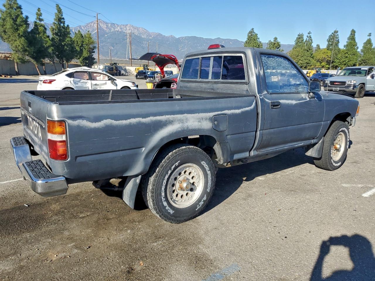 1994 TOYOTA Pickup