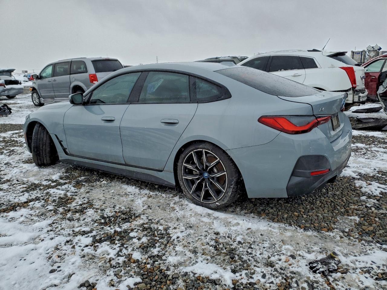 2024 BMW i4