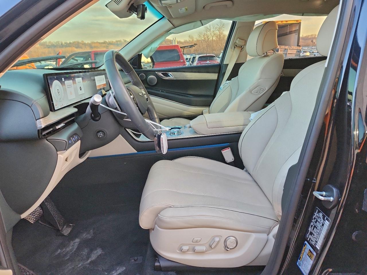 2025 GENESIS GV80