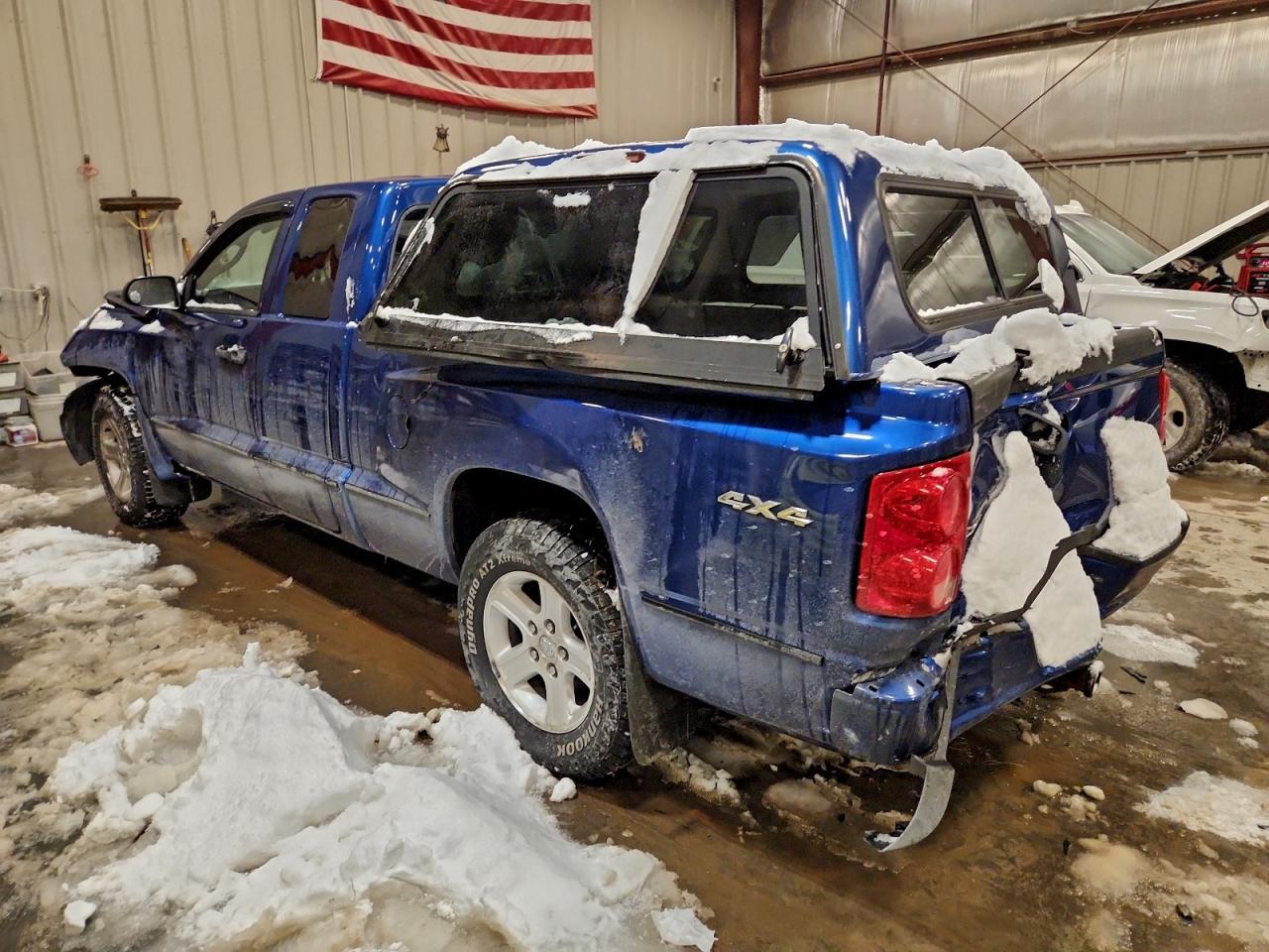 2010 DODGE Dakota