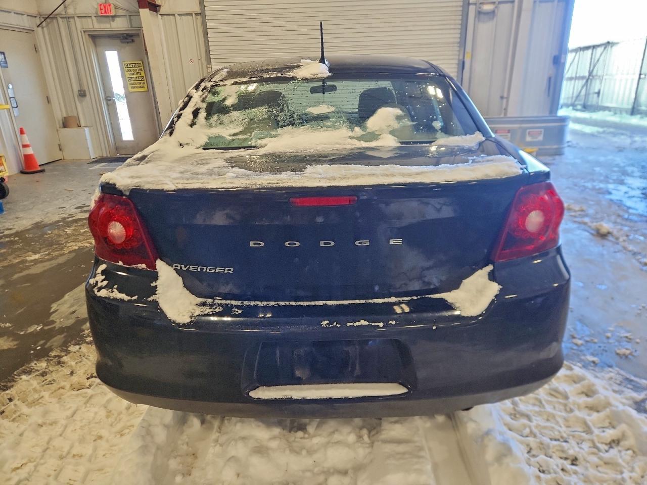 2013 DODGE Avenger