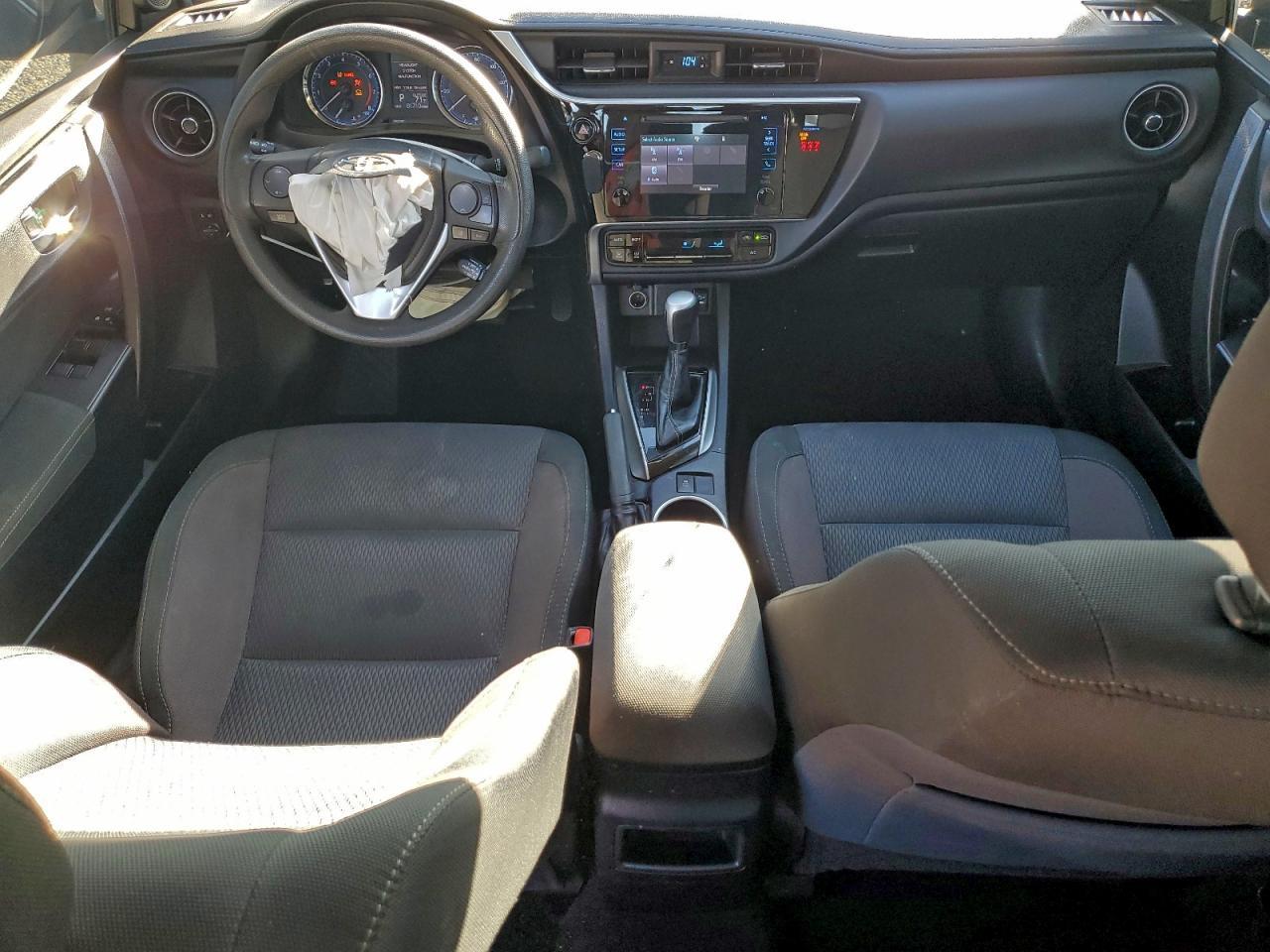 2019 TOYOTA COROLLA