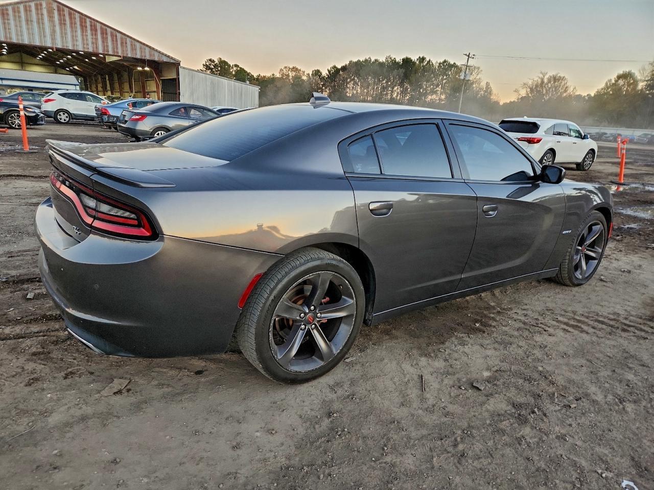 2018 DODGE CHARGER