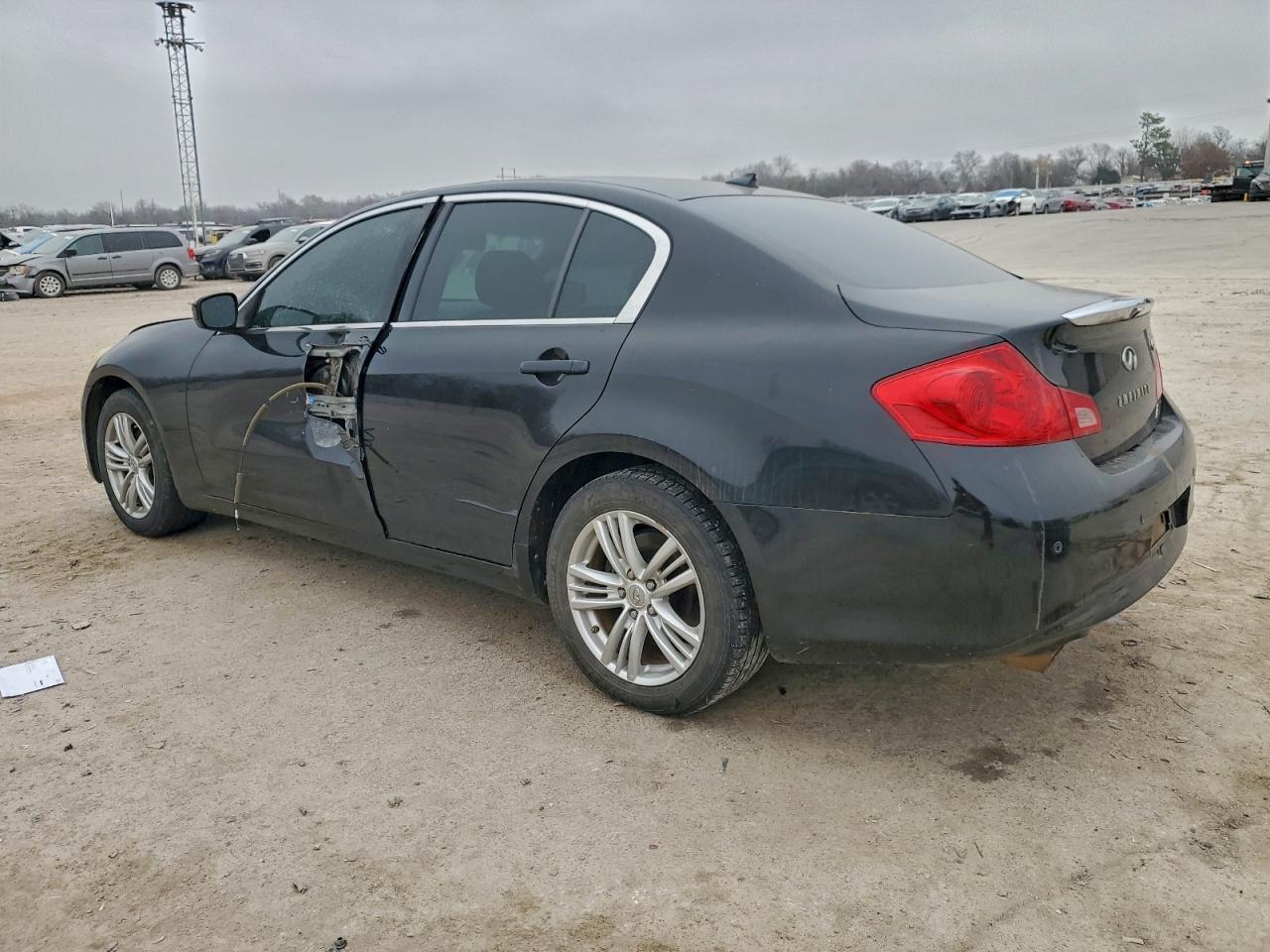 2012 INFINITI G37