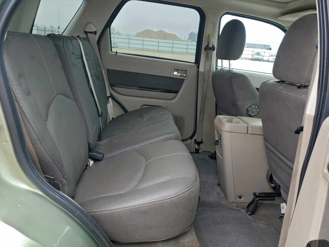 2009 MAZDA Tribute