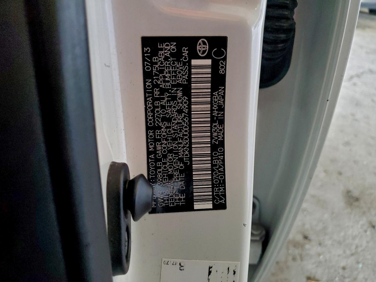 2013 TOYOTA PRIUS