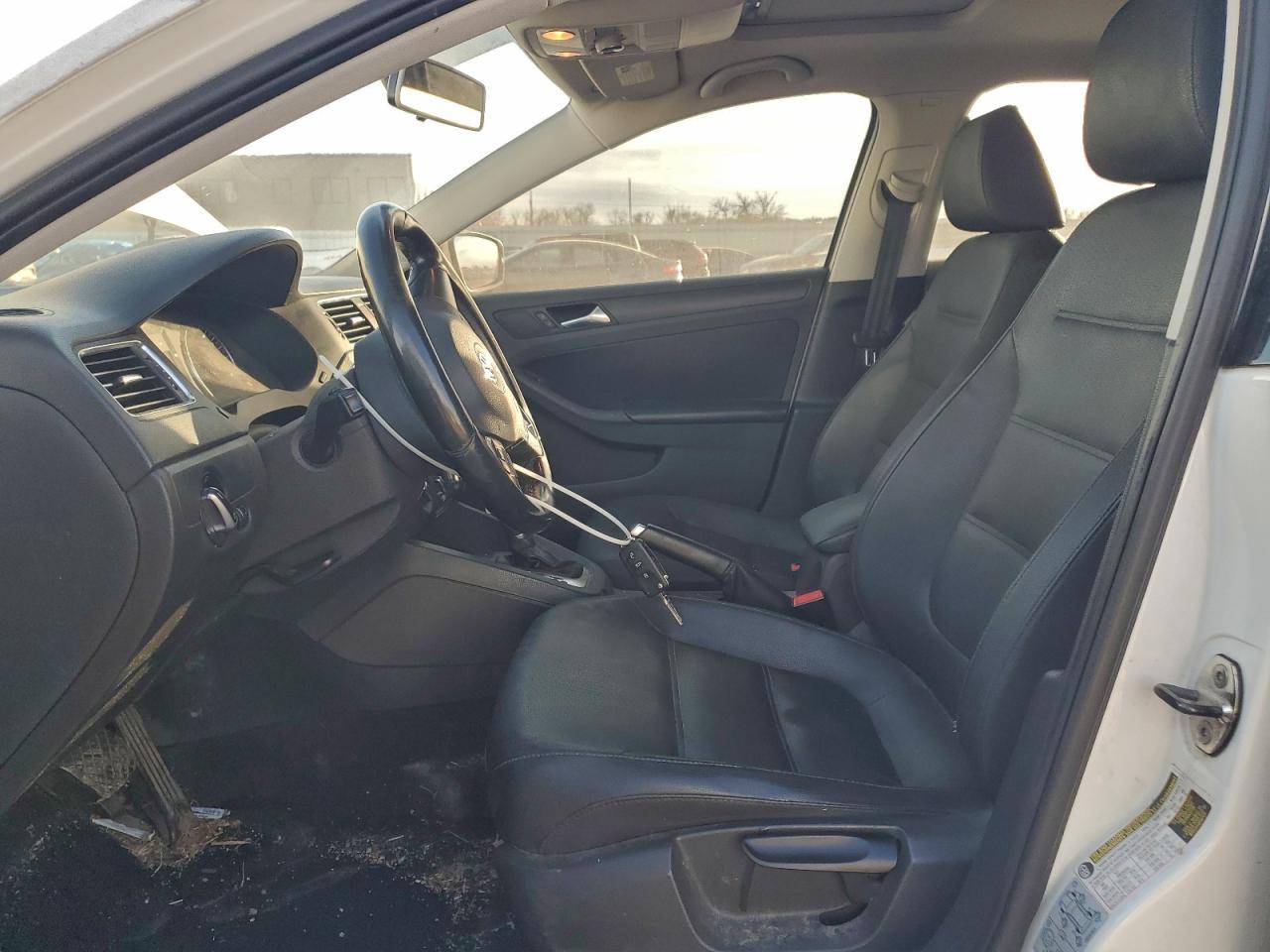 2012 VOLKSWAGEN JETTA