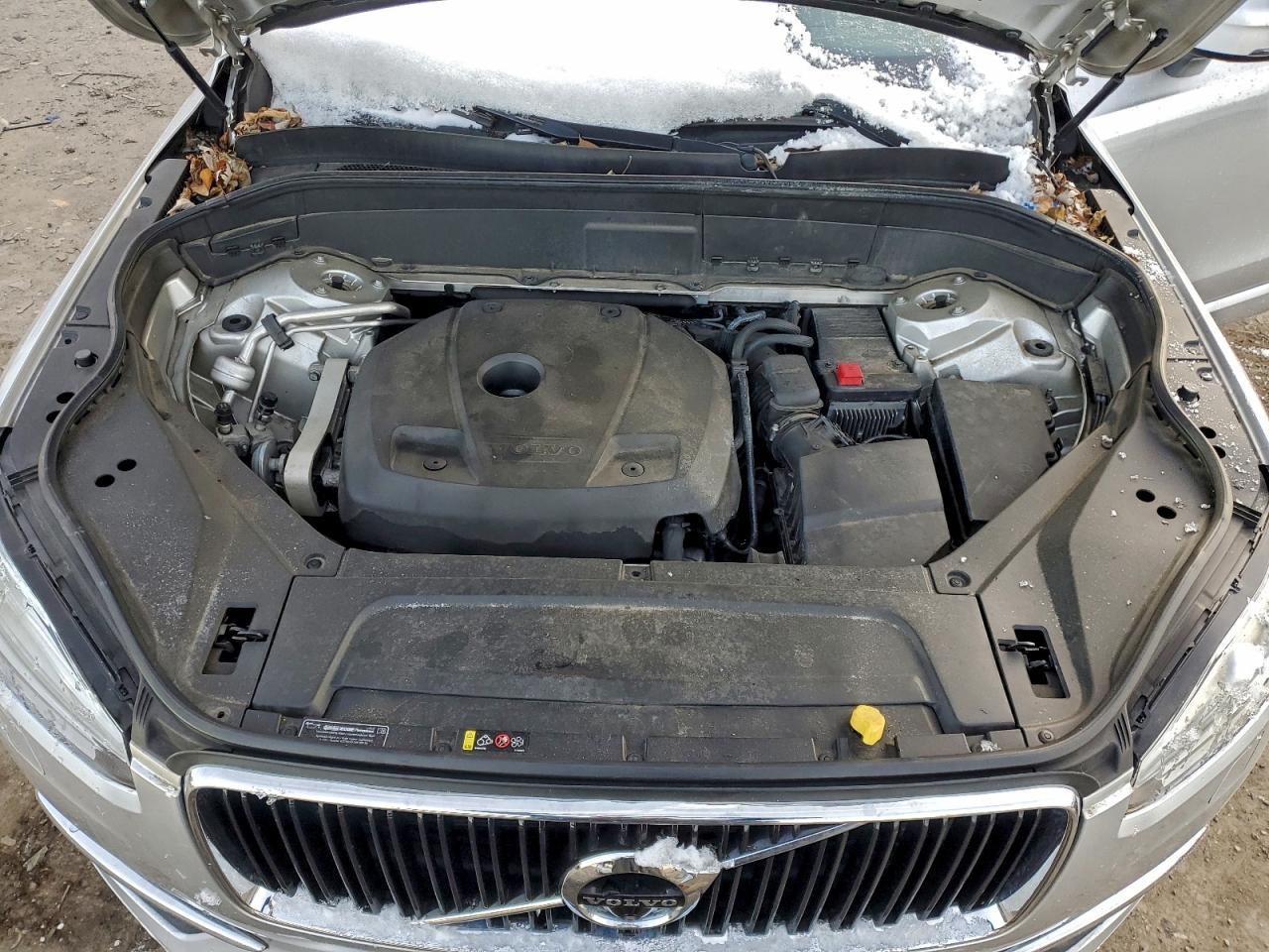2016 VOLVO XC90
