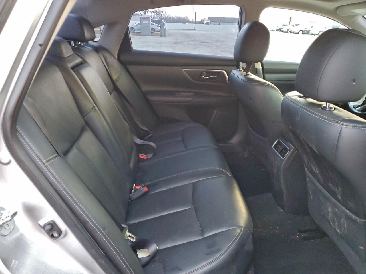 2016 NISSAN ALTIMA