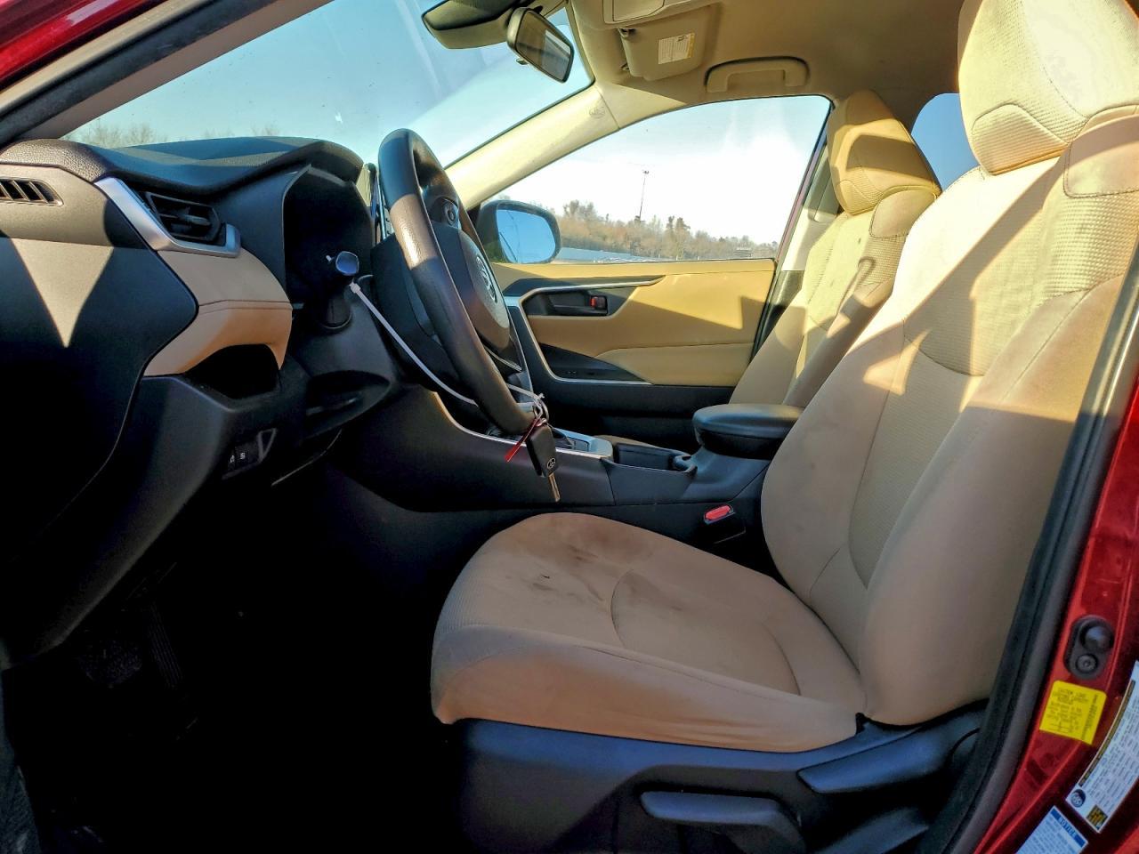 2019 TOYOTA RAV4