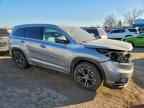 2016 TOYOTA HIGHLANDER