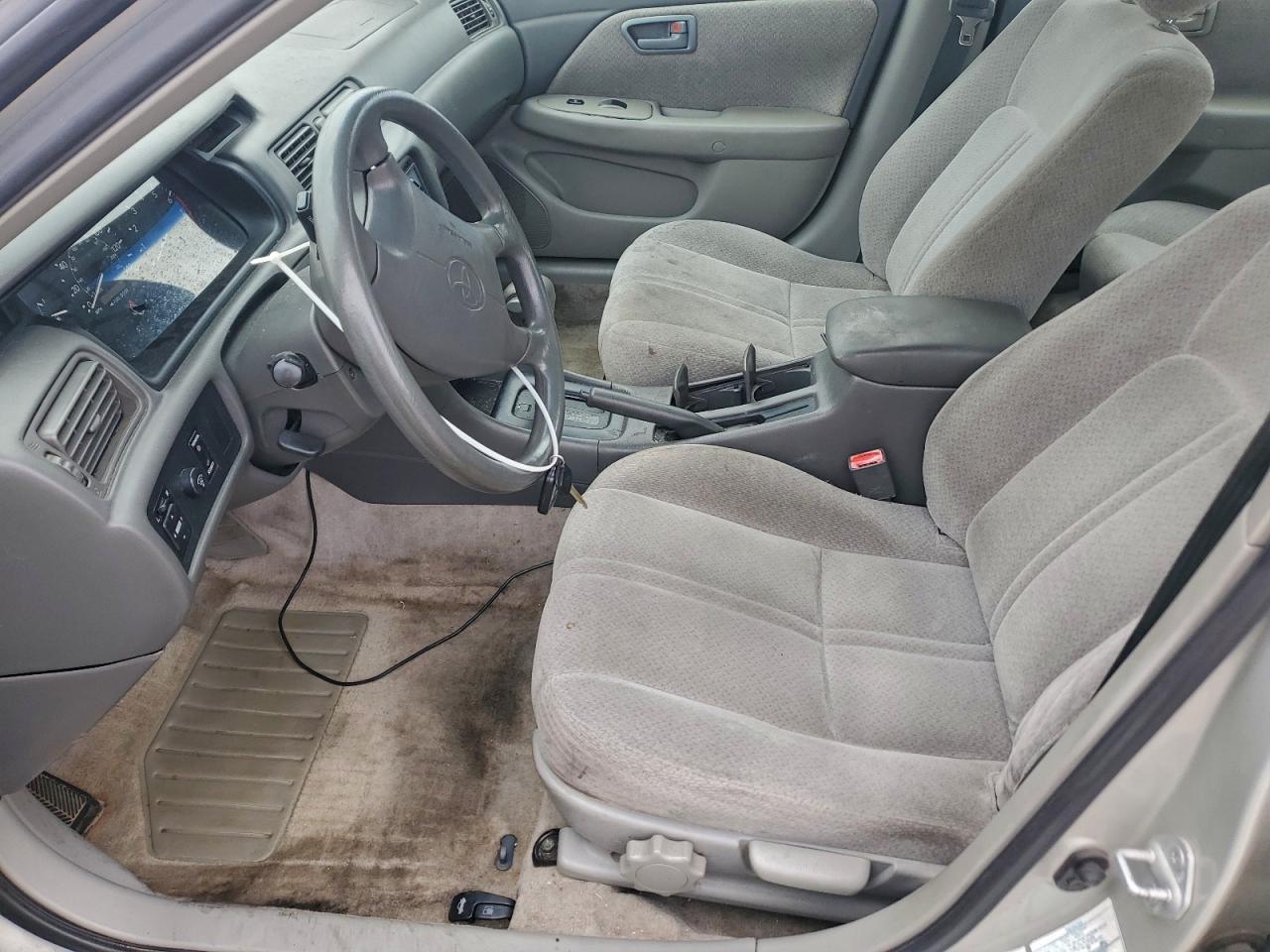 2000 TOYOTA CAMRY