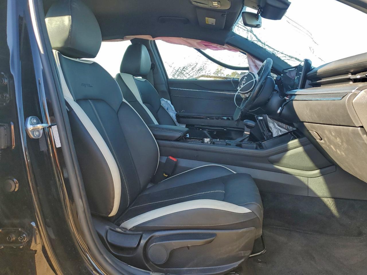 2025 KIA K5