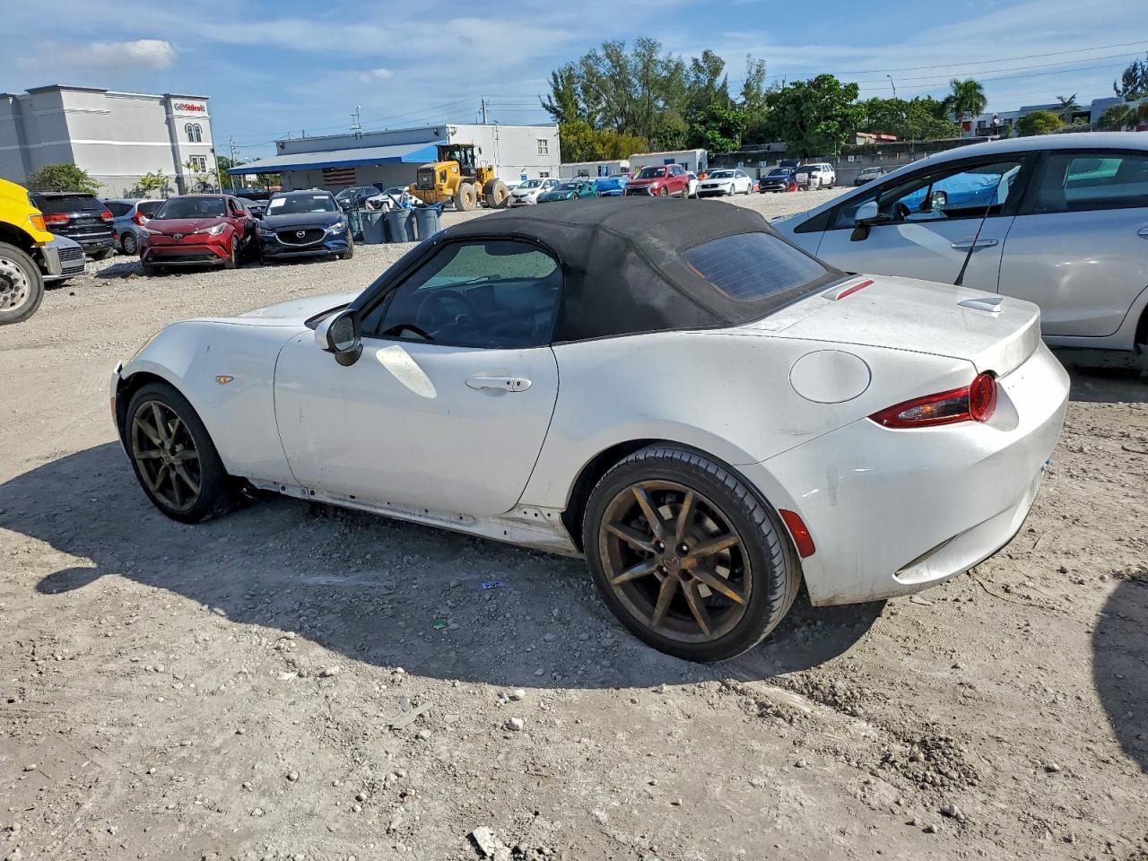 2016 MAZDA MX-5 Miata