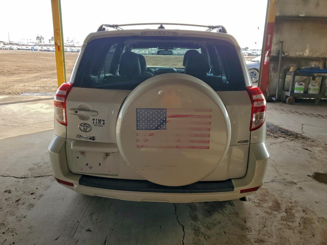 2011 TOYOTA RAV4