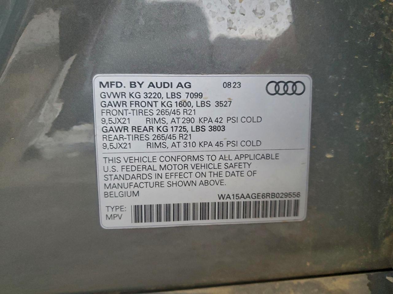 2024 AUDI Q8