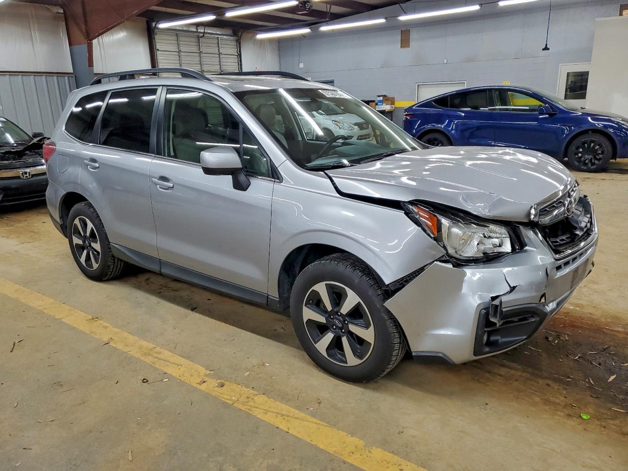 2017 SUBARU FORESTER