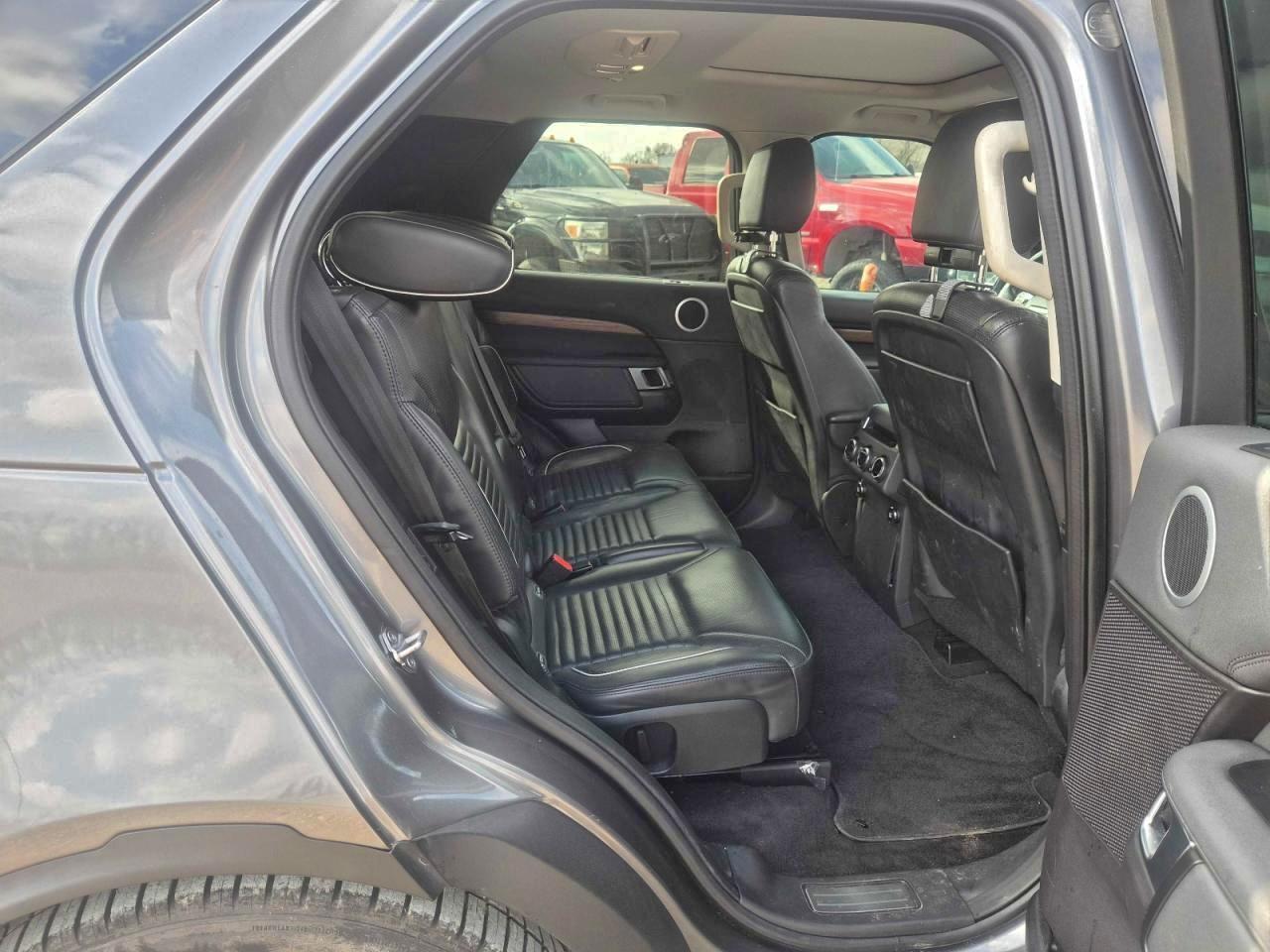 2018 LAND ROVER Discovery
