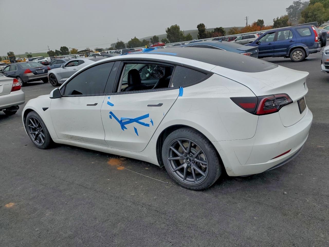 2021 TESLA MODEL 3