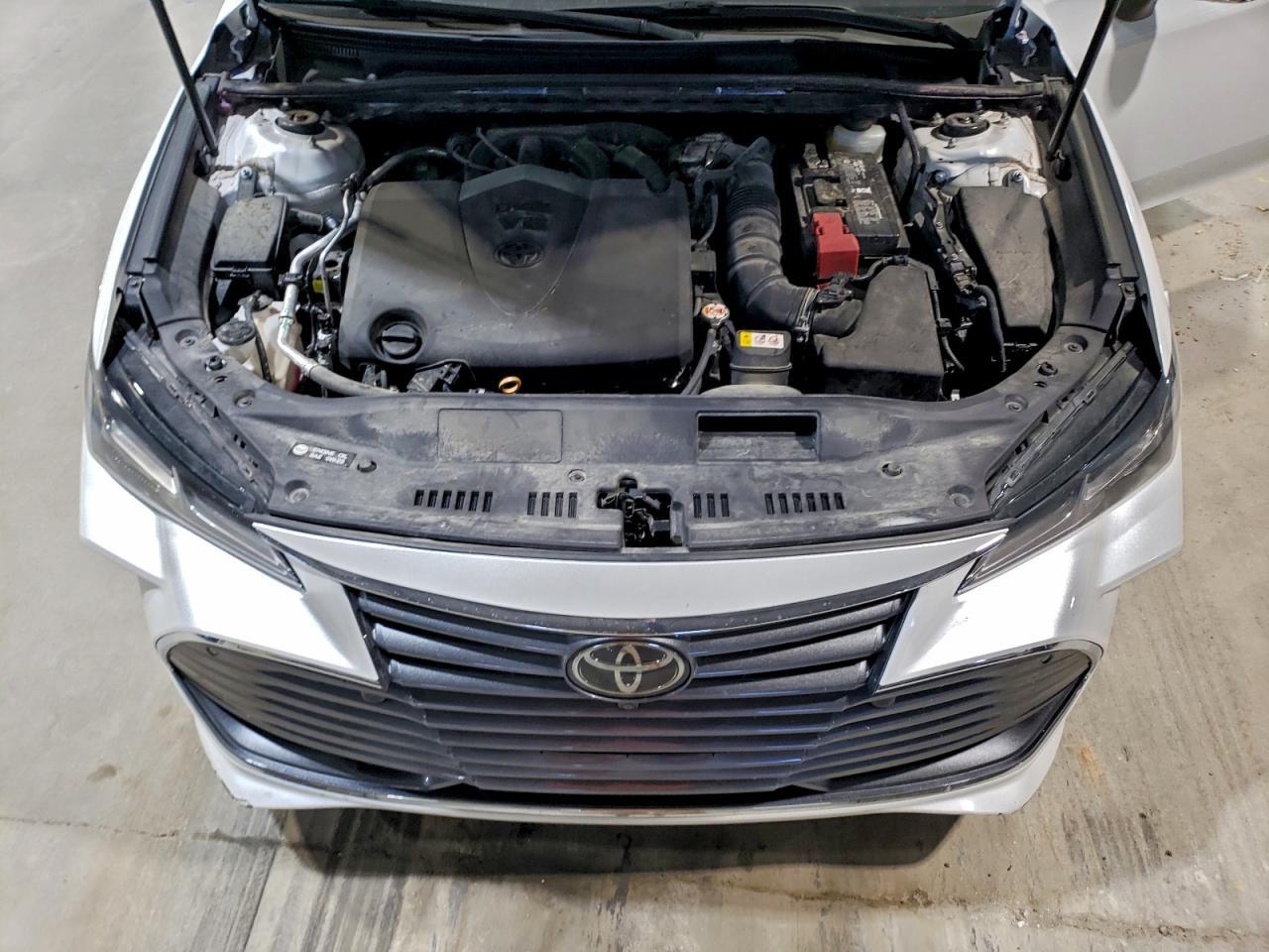 2019 TOYOTA Avalon