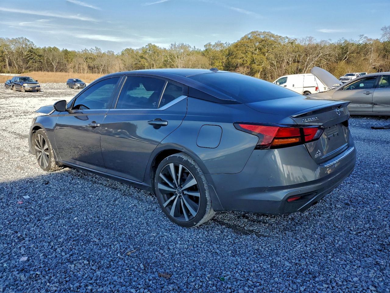 2021 NISSAN ALTIMA