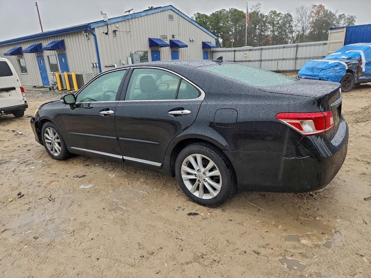 2011 LEXUS ES 350