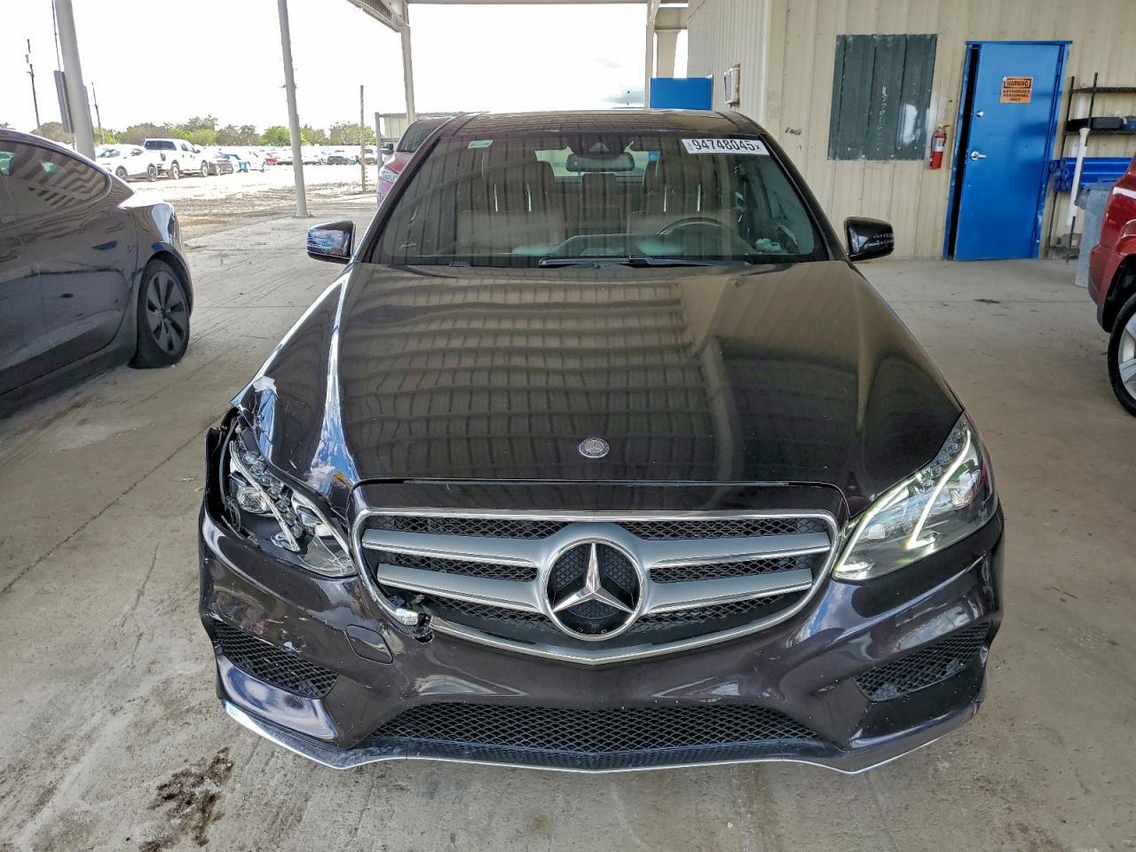 2016 MERCEDES-BENZ E-Class