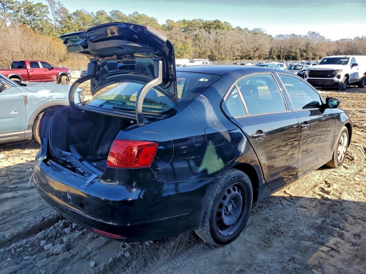 2013 VOLKSWAGEN JETTA
