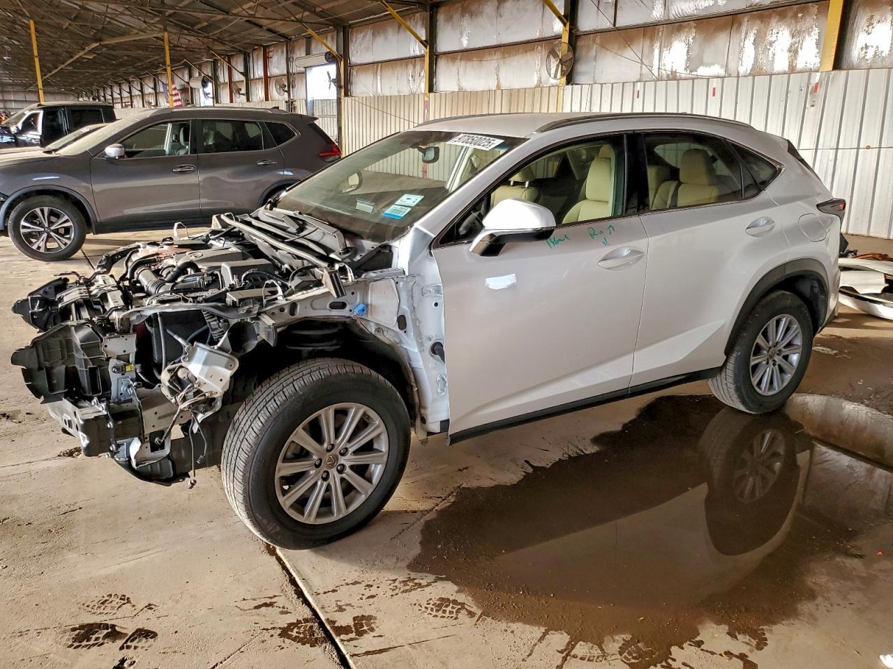 2016 LEXUS NX 200T