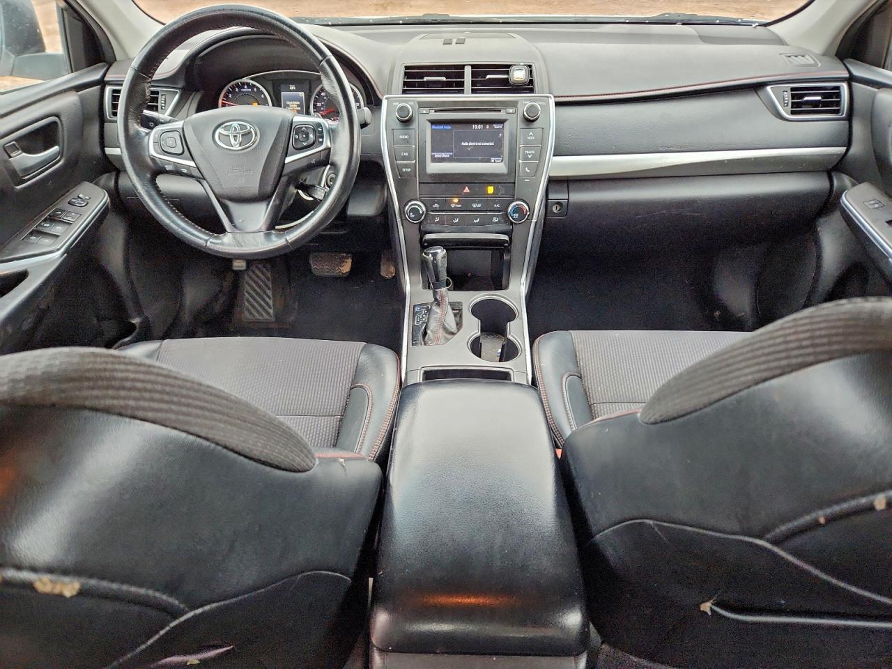 2017 TOYOTA CAMRY