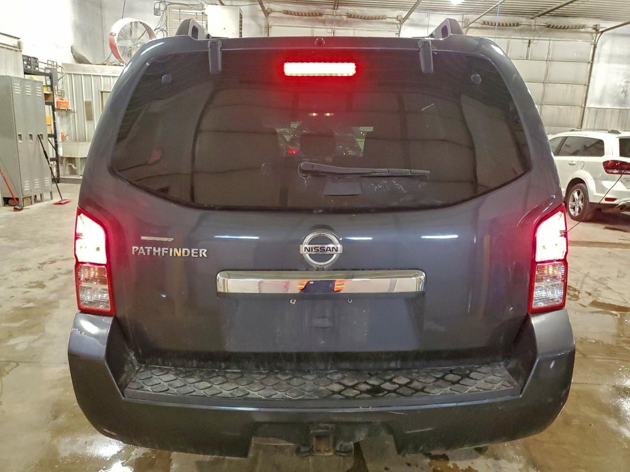 2012 NISSAN PATHFINDER