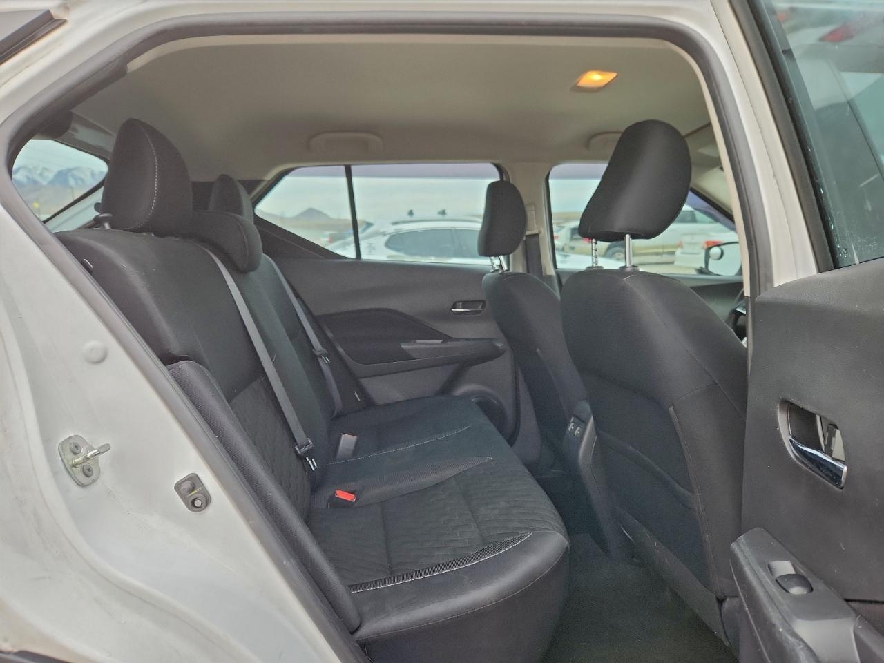 2023 NISSAN KICKS